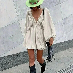 Apricot Sexy Women's Solid Color V-Neck Lantern Sleeve Dress